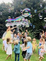 Interactive Kids’ Bubble Play